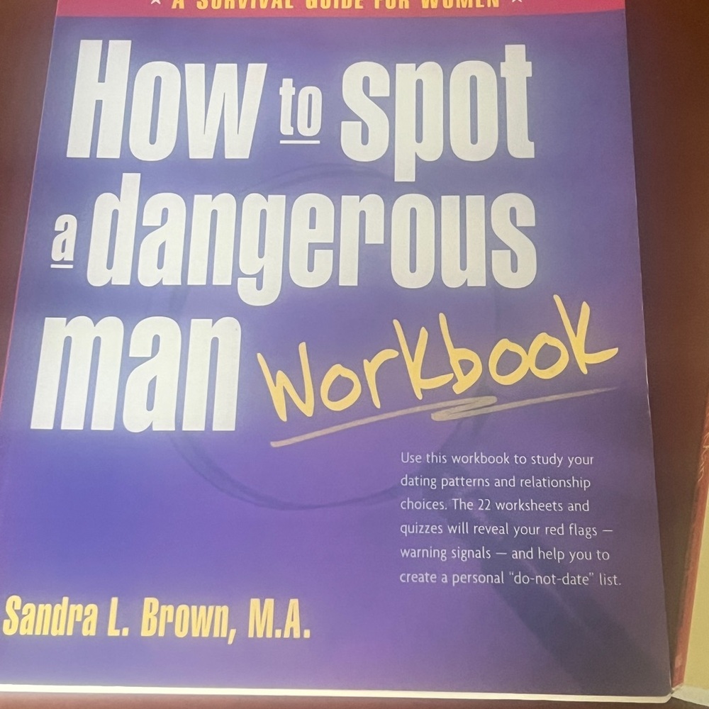 NEW How to Spot a Dangerous Man Book and Workbook Set - Picture 2 of 9
